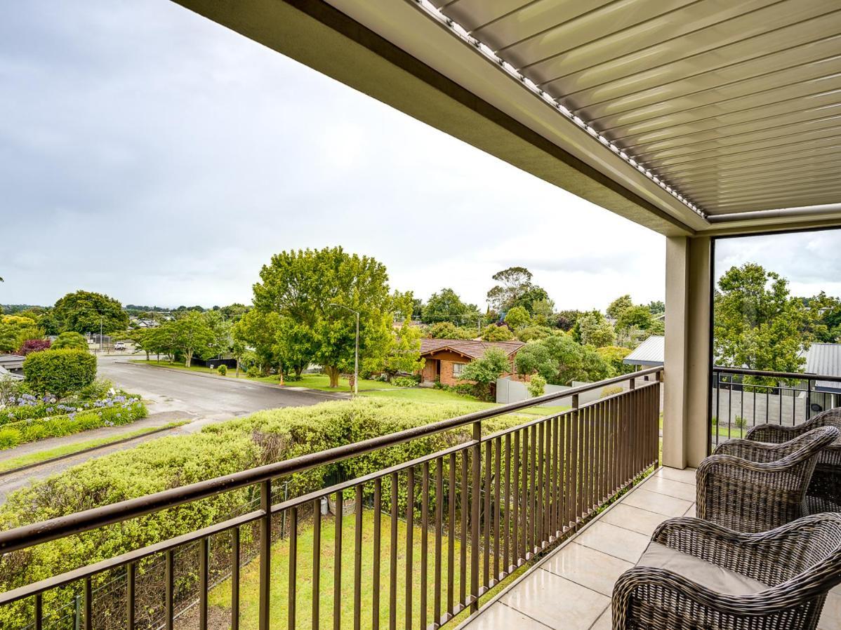 Busby Hill Villa - Havelock North Holiday Home Exterior foto